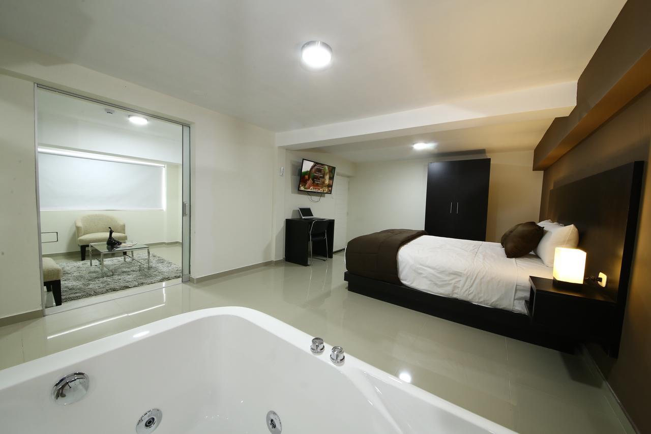 Hotel Solec Чиклайо Екстериор снимка