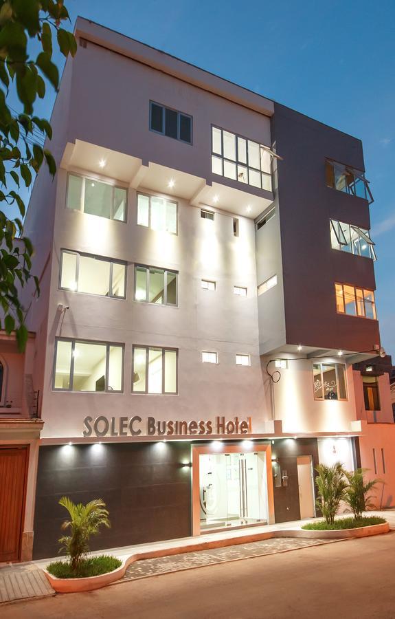 Hotel Solec Чиклайо Екстериор снимка