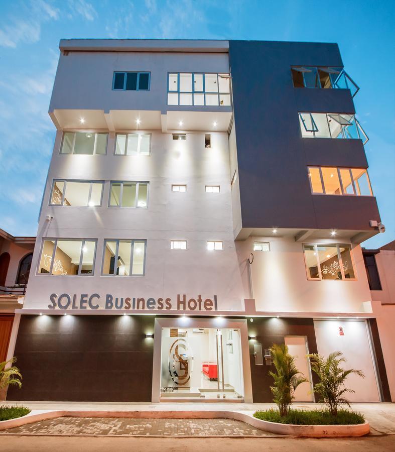 Hotel Solec Чиклайо Екстериор снимка