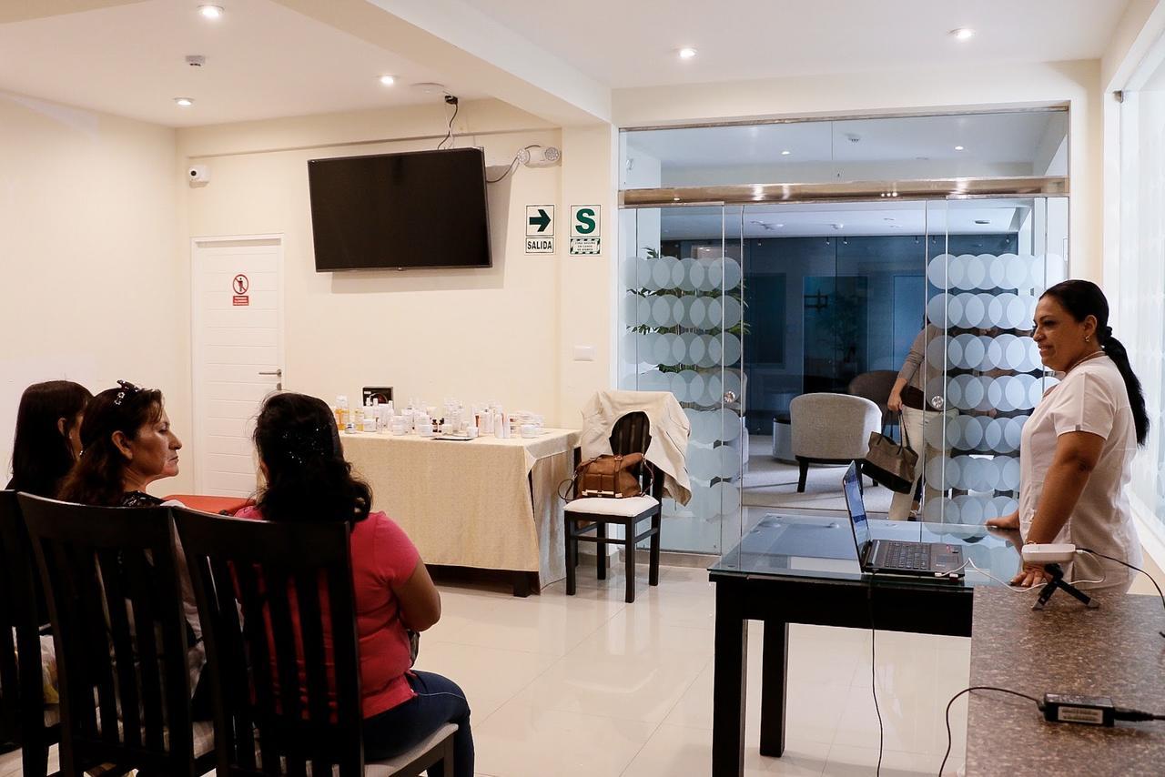 Hotel Solec Чиклайо Екстериор снимка